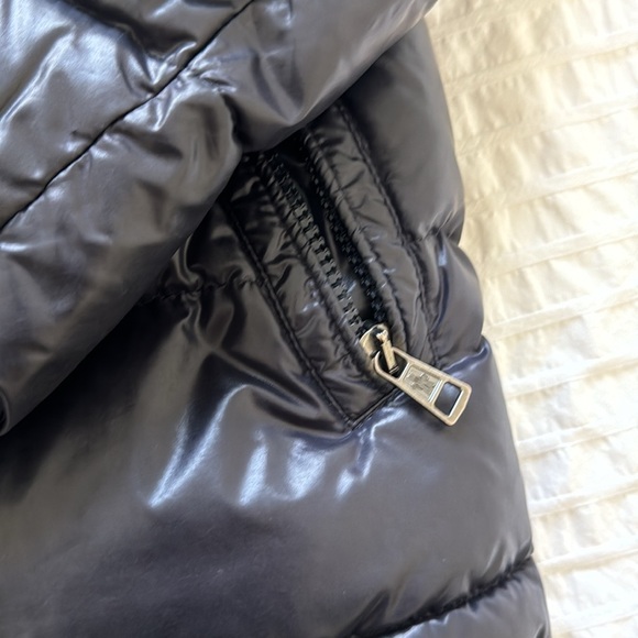 Moncler Winter Down Jacket - Picture 4 of 16